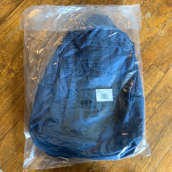 NWT Nike elemental 2.0 Navy backpack - Picture 2 of 4